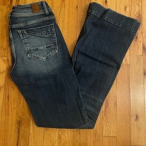 bKE Stella Midrise slim fit flare